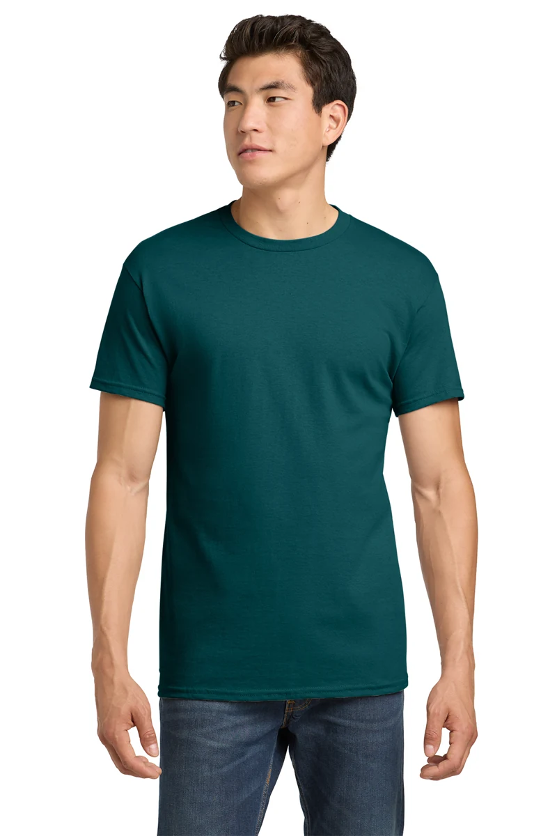 Gildan 5000 Heavy Cotton T-Shirt · Fan Marine Green · model front · Garment reference
